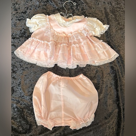 Retro 89/90 Petite Jouet infant dress - Picture 1 of 5